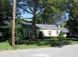 32 Monroe St, Keyport, NJ 07735