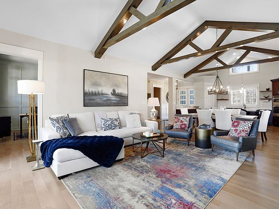 4th image of 1067 Oswego Rd