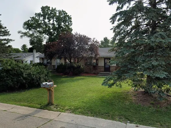 3562 Wedgewood Dr SW, Wyoming, MI 49519