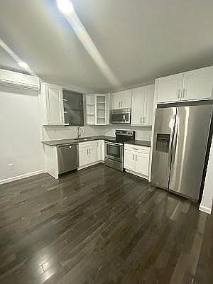 3rd image of 9013 Fort Hamilton Pkwy #1R