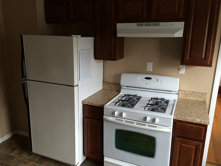 203 Rigi Ave #2 — Photo 8