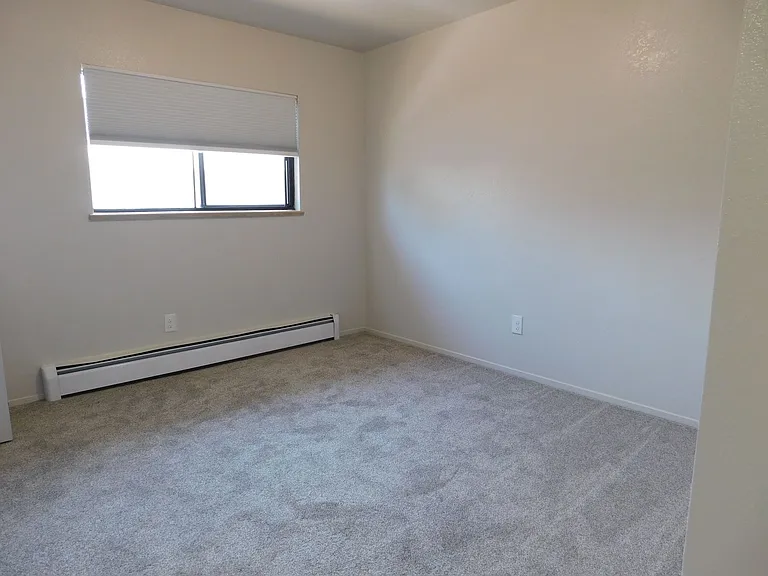 1302 Glenwood Ave — Photo 18