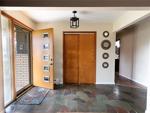 2nd image of 8403 Wesley Dr