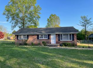 6 S Pacific Ave, York, SC 29745