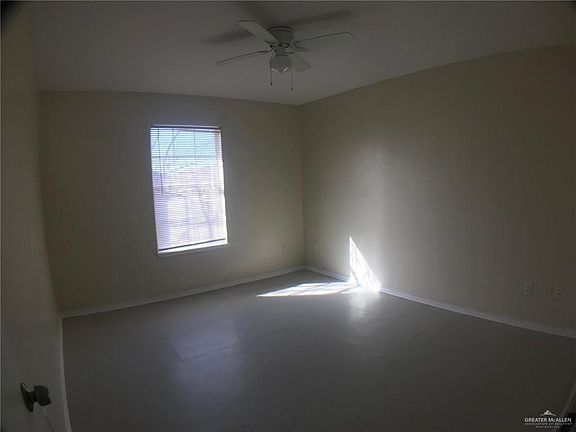 4th image of 215-303 Gastel Cir