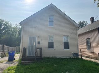 2524 E 86th St, Cleveland, OH 44104