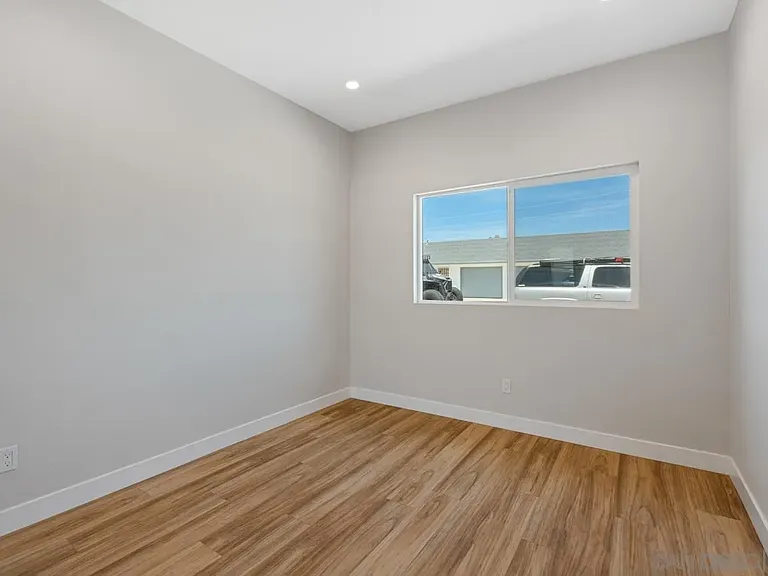 1489 Fern Ave #1 — Photo 14