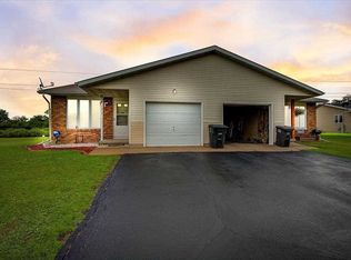 1919 Johnson St, Stoughton, WI 53589