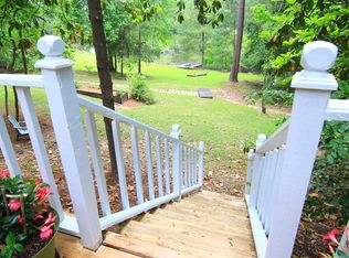 330 Holly Springs Dr, Thomasville, GA 31792