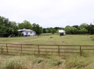 632 Skyline Rd, Dale, TX 78616