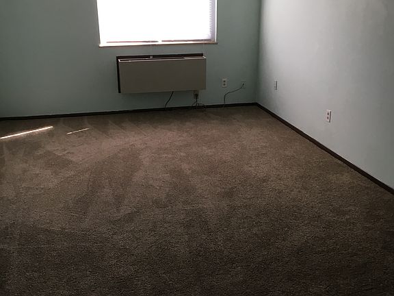 3rd image of 237 Lake Ave NE APT 26