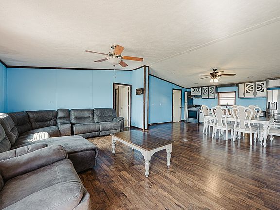 3rd image of 300 W 5th St