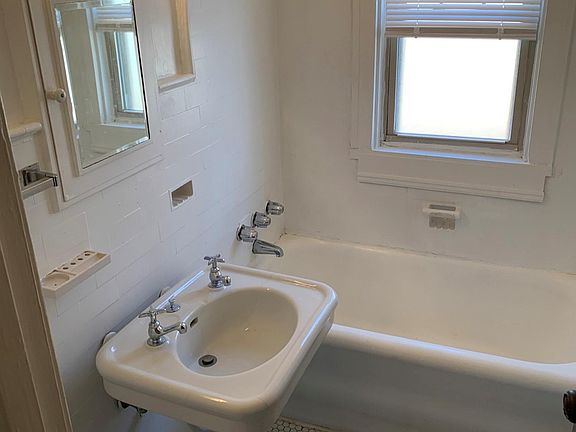 5th image of 12231 Clifton Blvd #5