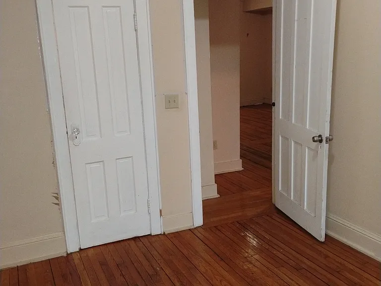 96 Grand St #2 — Photo 8