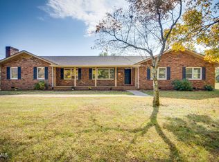 713 Mitchell Rd, Kingsport, TN 37663