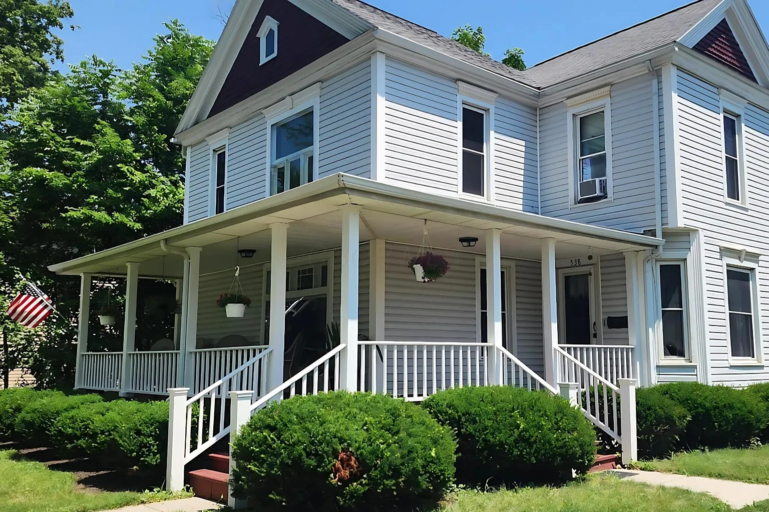 538 N Main St photo 1