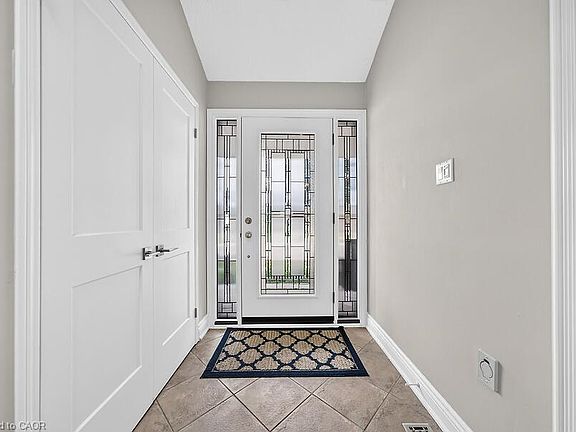3rd image of 30 Carriagegate Dr