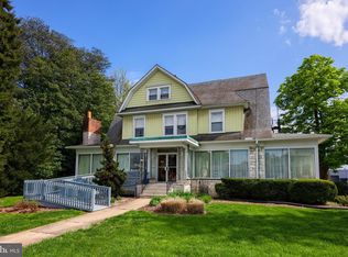 1300 E Market St, York, PA 17403