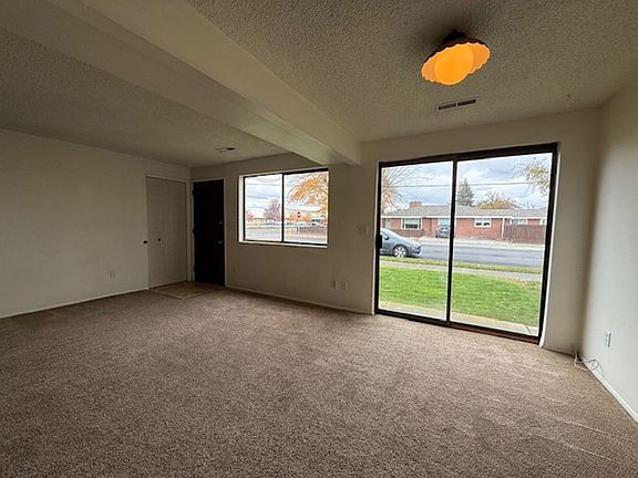 5th image of 1205 W Ivy Ave APT 103