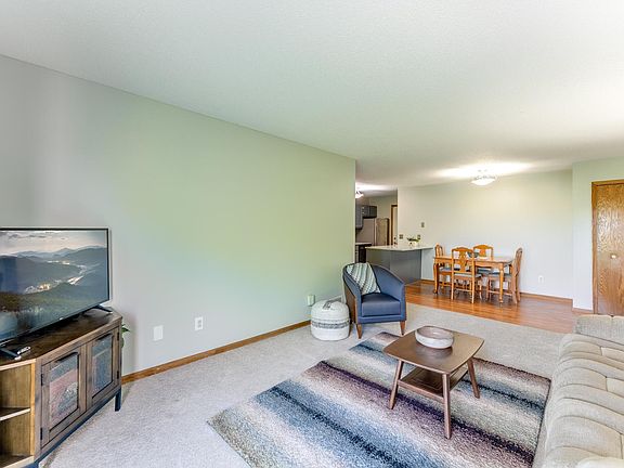 3rd image of 14020 44th Pl N APT 2