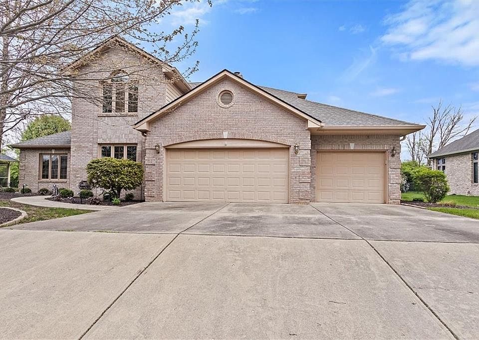 2307 Willow Lakes East Blvd, Greenwood, IN 46143 Zillow