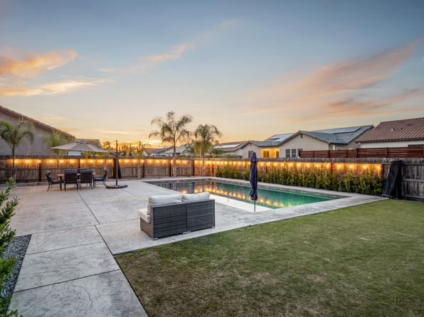 1943 Silverbrooke Street, Kingsburg, CA 93631