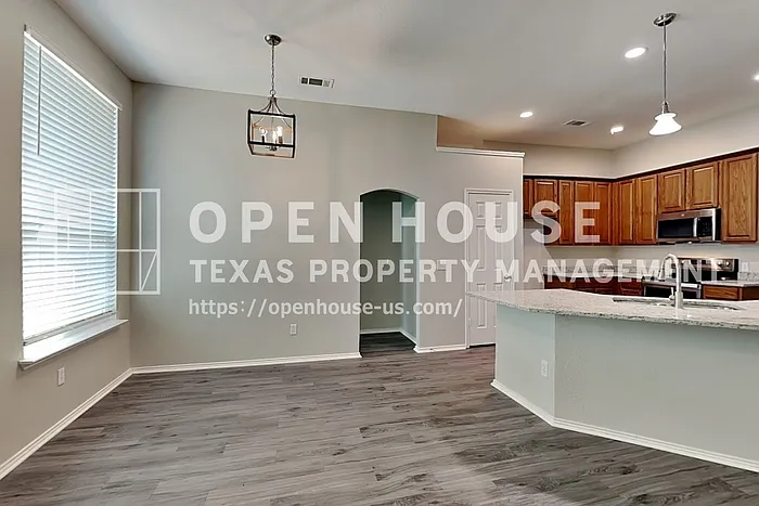 1626 Mallard Dr — Photo 6
