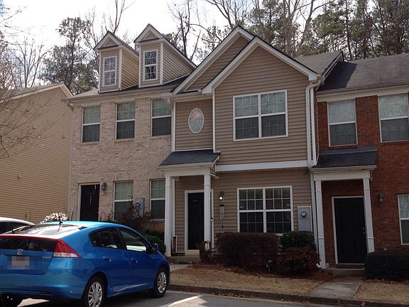 2nd image of 484 Berckman Dr