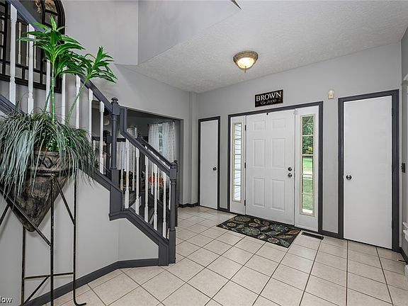 4th image of 5816 Trystin Tree Dr