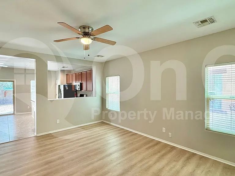17085 N 184th Ln — Photo 11
