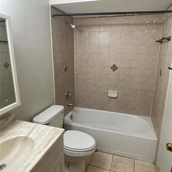 1000 Lake Of The Woods Blvd #F106 — Photo 8