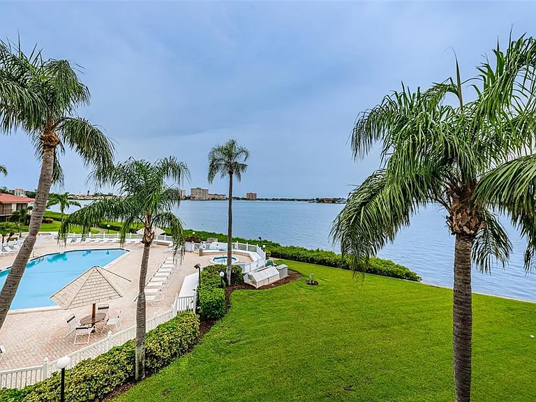 6322 Palma Del Mar Blvd S #305 — Photo 22