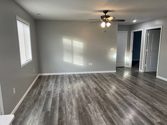 4th image of 2421 W 18th St #4