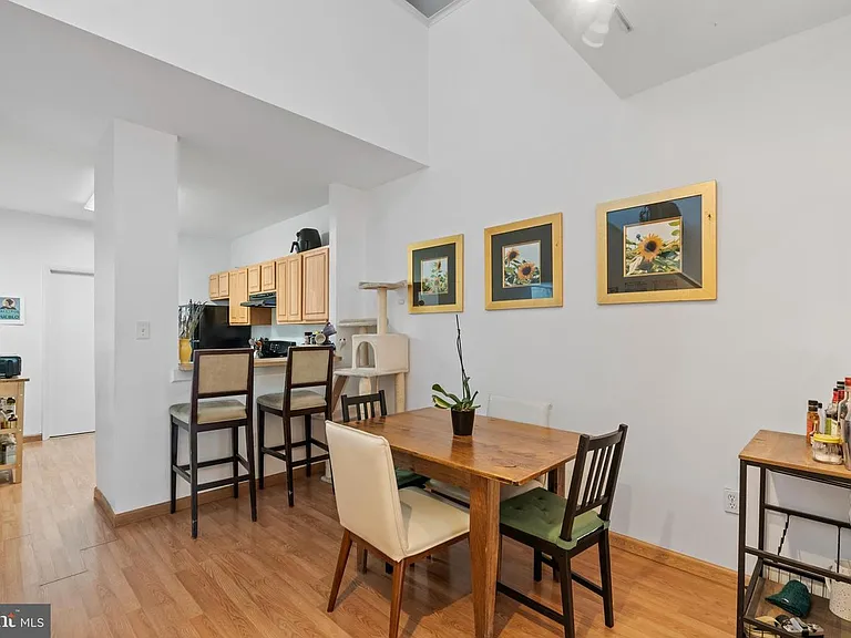 78 Q St NW — Photo 14