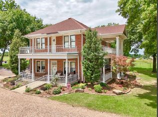 13902 Valley View Rd, Shawnee, OK 74804