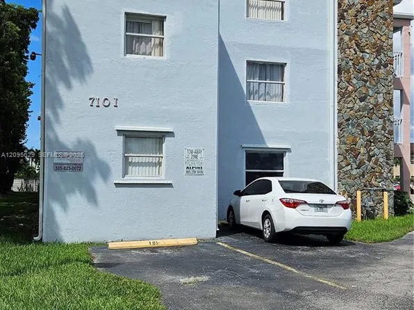 7101 SW 89th Ct APT 101, Miami, FL 33173