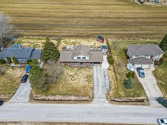 2nd image of 883 30th St W