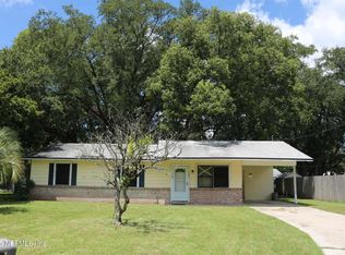463 Melrose Ct, Green Cove Springs, FL 32043