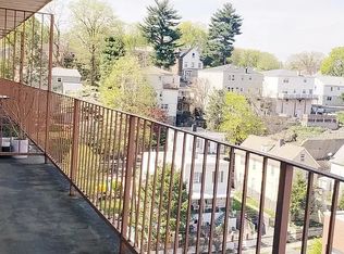 687 Bronx River Rd APT 5A, Yonkers, NY 10704
