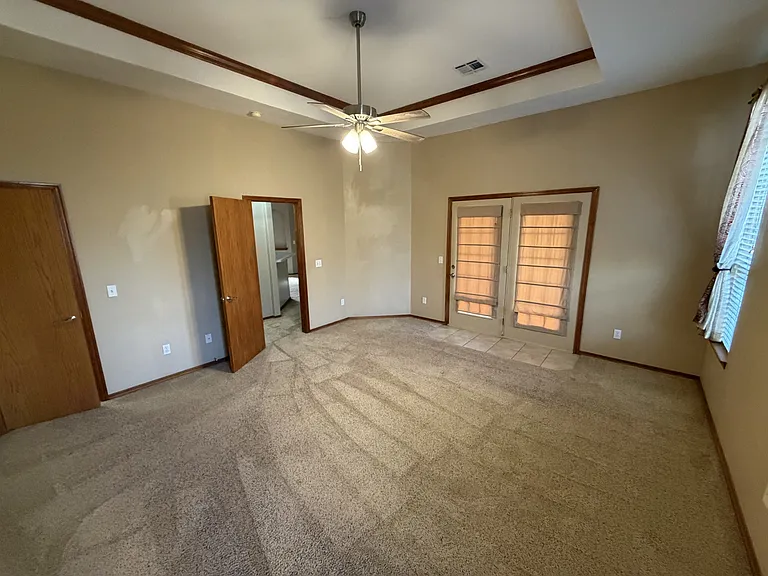 608 N Cherokee Way — Photo 16