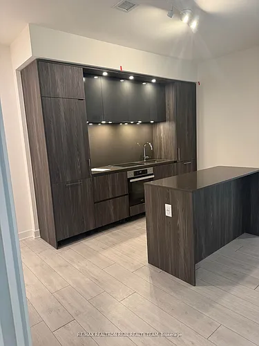 15 Mercer St #801 Photo 1