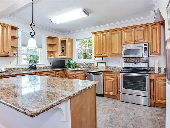 3rd image of 3101 Nashville Ave