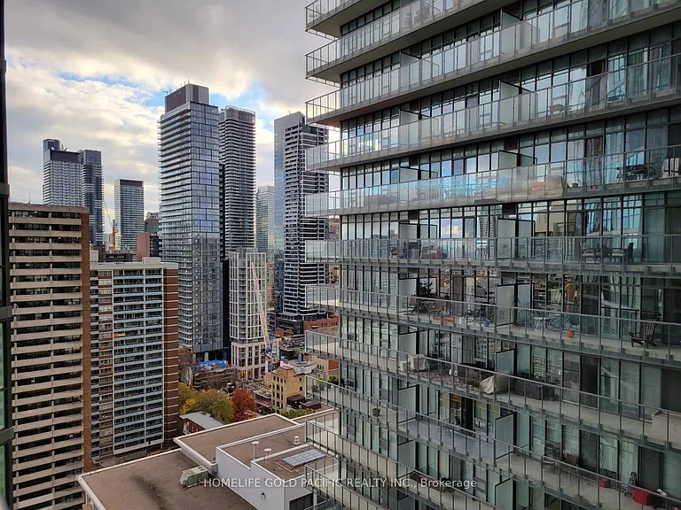 45 Charles St E #2505 — Photo 17