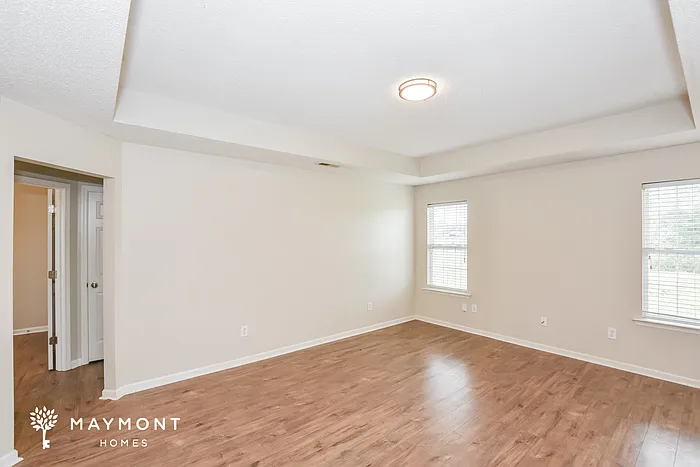 467 Shady Ln — Photo 6