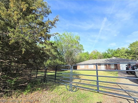 2nd image of 107 Ellis Loop