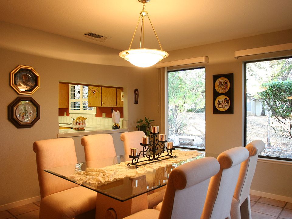 2nd image of 6521 Camino De Luna