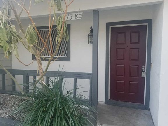 4th image of 738 W Holguin St