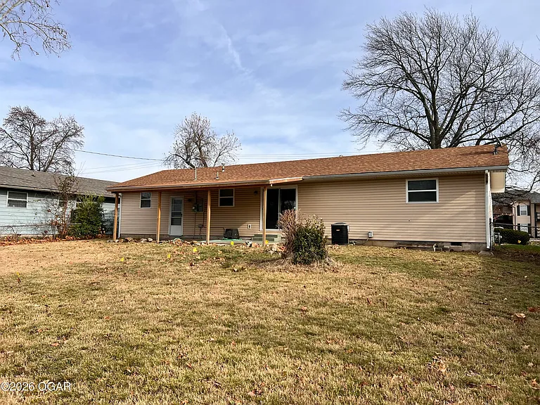 2438 S Texas Ave — Photo 12