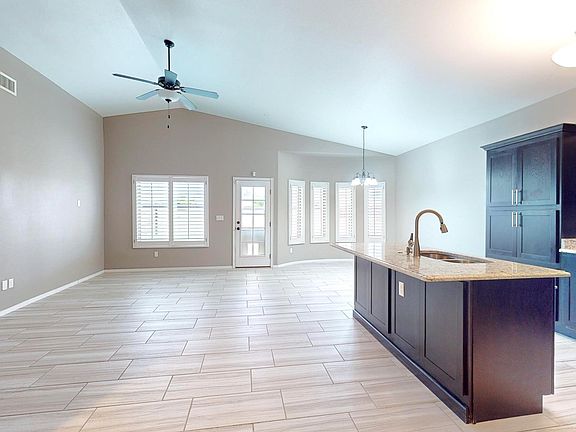 3rd image of 14828 Tierra Haven Ave