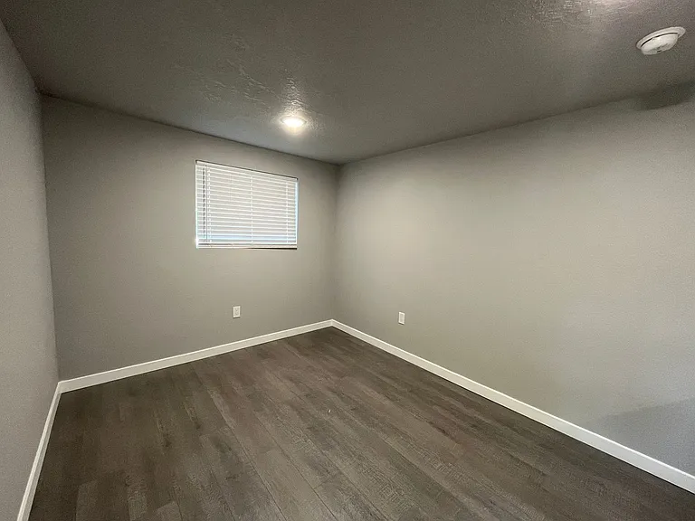 193 Rosewood Dr NW — Photo 8